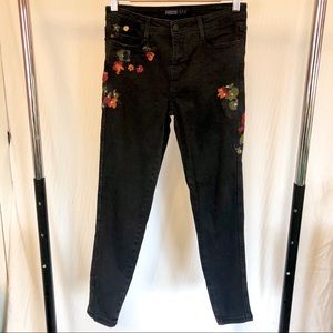 Floral embroidered black jeans